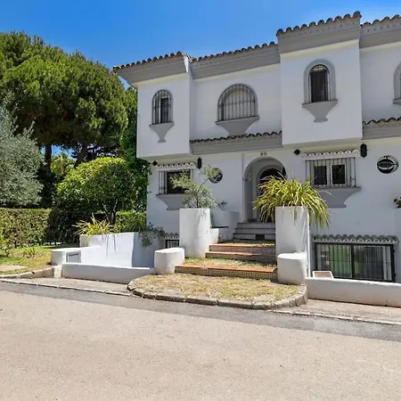 Holiday home Marbella, Close To The Beach, Shared Pool, 5 Bedrooms